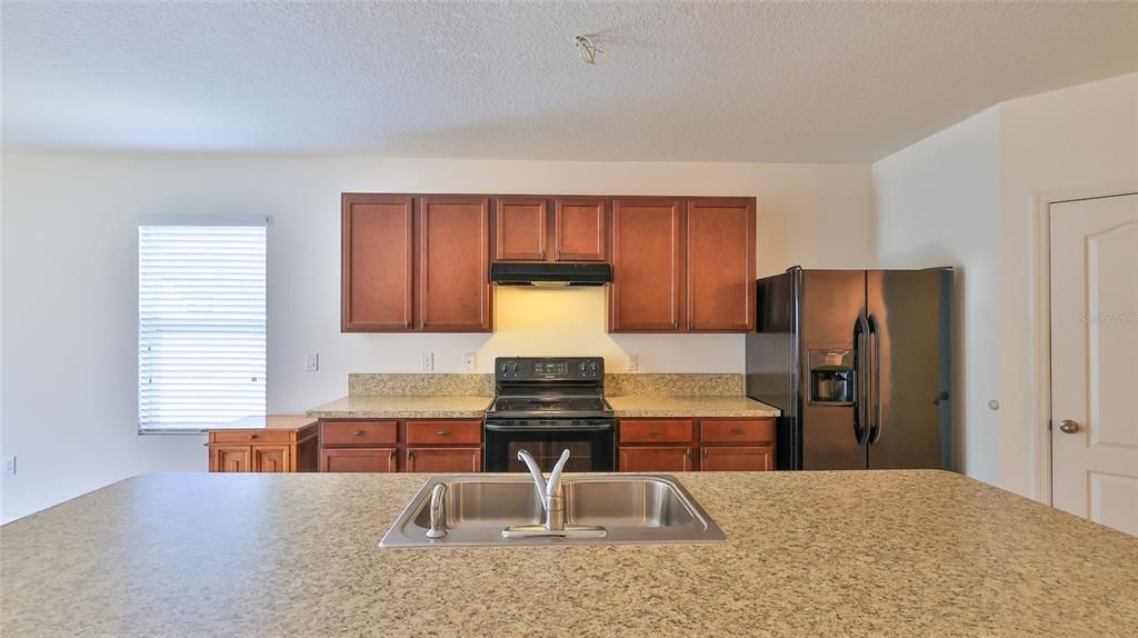 For Sale: $350,000 (4 beds, 2 baths, 1858 Square Feet)