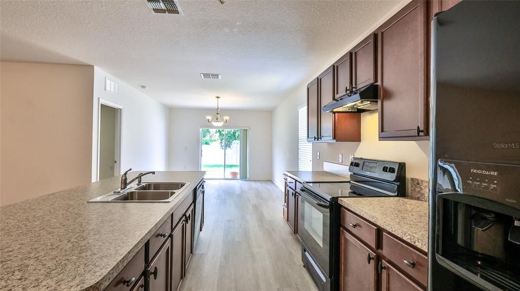 For Sale: $350,000 (4 beds, 2 baths, 1858 Square Feet)
