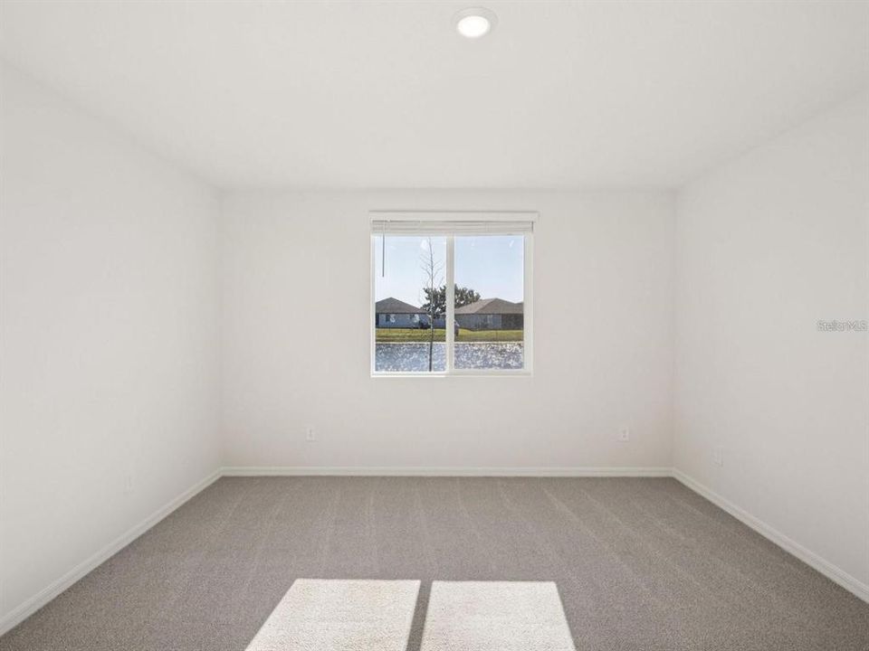 En Venta: $359,790 (4 camas, 3 baños, 2193 Pies cuadrados)