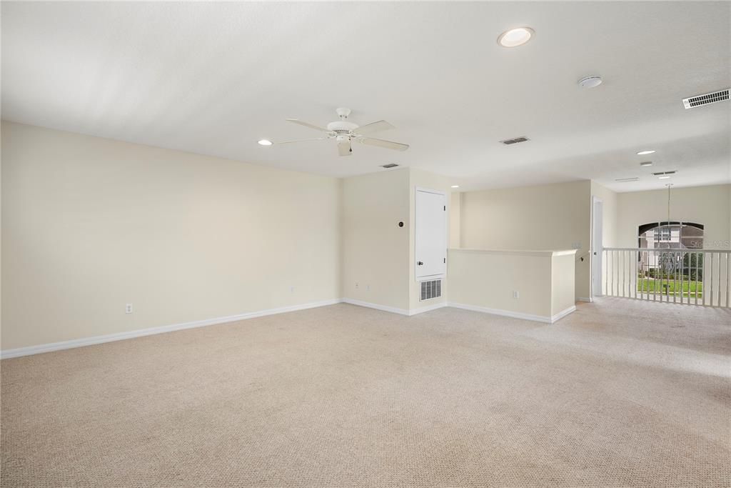 For Sale: $695,500 (5 beds, 3 baths, 3001 Square Feet)