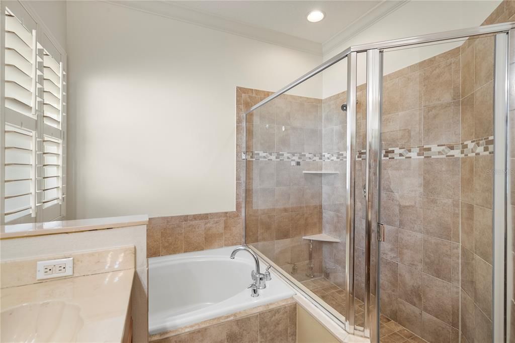 For Sale: $695,500 (5 beds, 3 baths, 3001 Square Feet)