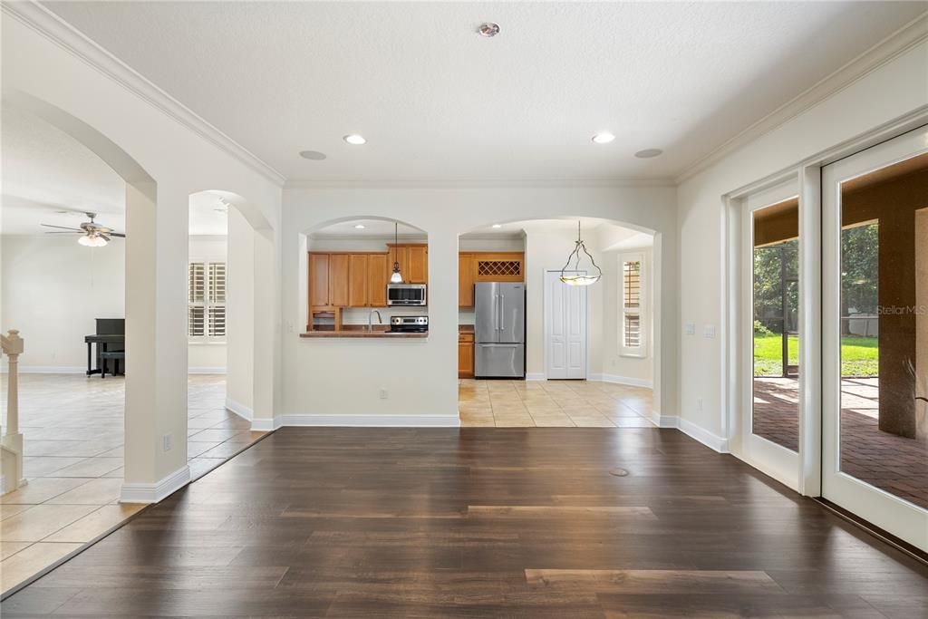 For Sale: $695,500 (5 beds, 3 baths, 3001 Square Feet)