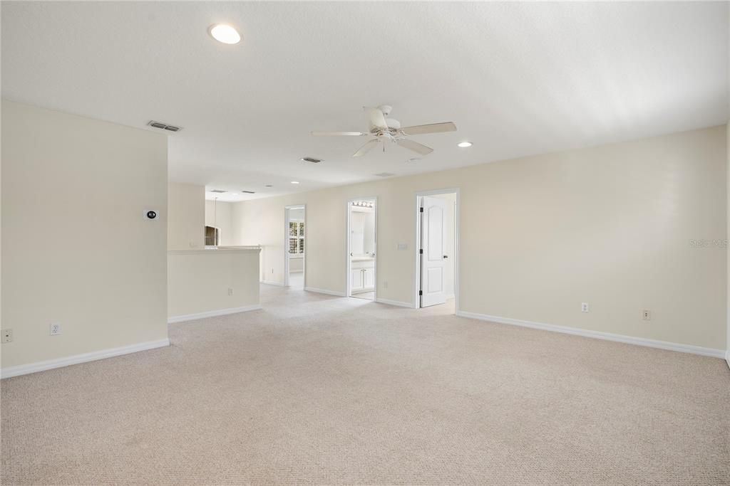For Sale: $695,500 (5 beds, 3 baths, 3001 Square Feet)