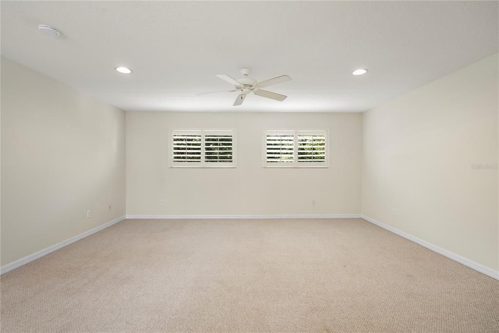 For Sale: $695,500 (5 beds, 3 baths, 3001 Square Feet)