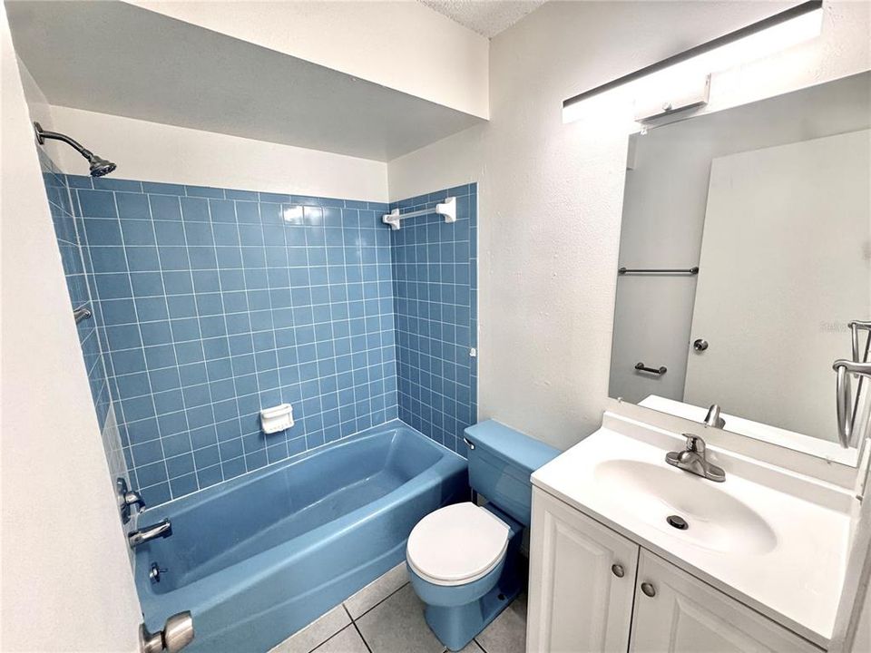 For Rent: $1,695 (2 beds, 2 baths, 840 Square Feet)