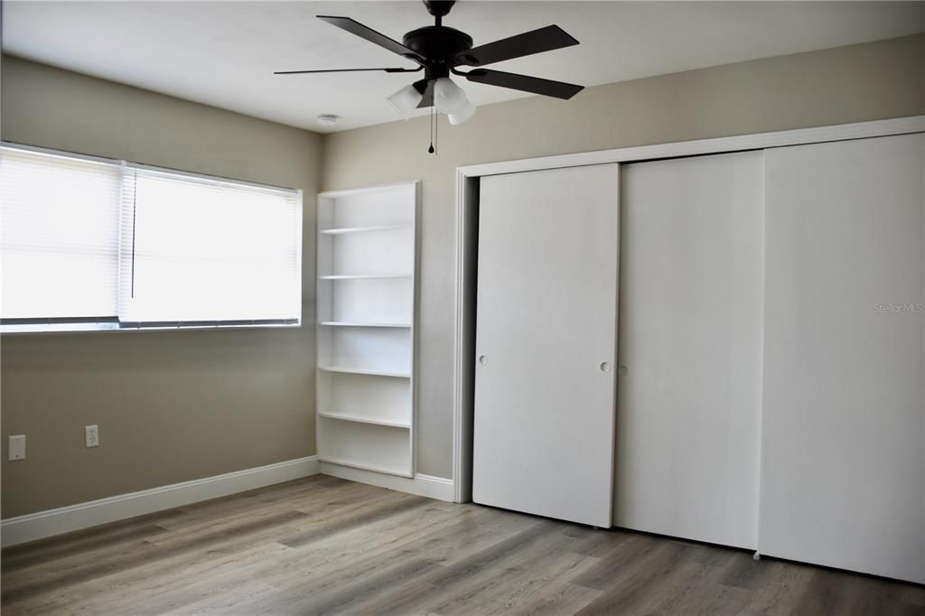 En Venta: $249,900 (3 camas, 2 baños, 1216 Pies cuadrados)
