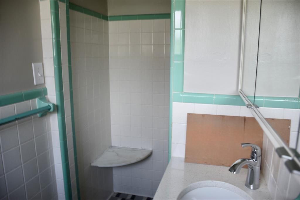 En Venta: $249,900 (3 camas, 2 baños, 1216 Pies cuadrados)