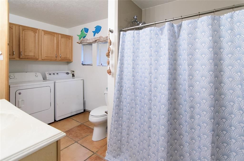 For Sale: $289,900 (3 beds, 2 baths, 1519 Square Feet)