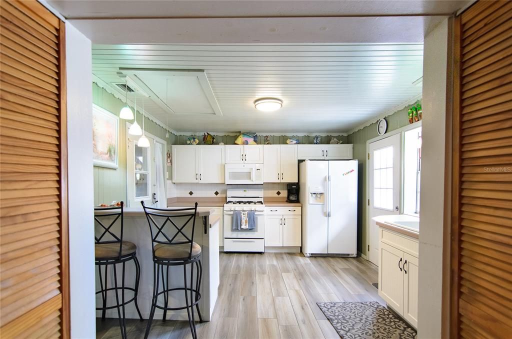 For Sale: $289,900 (3 beds, 2 baths, 1519 Square Feet)
