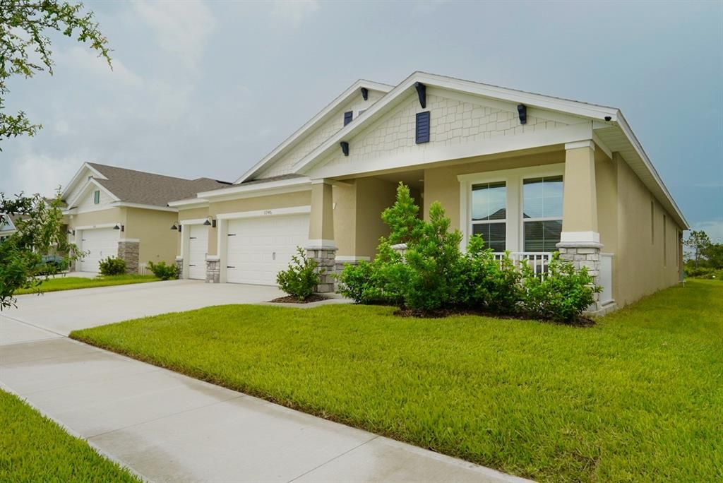 For Sale: $499,000 (4 beds, 3 baths, 2106 Square Feet)