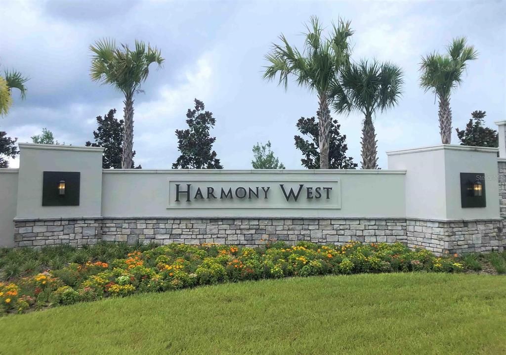For Sale: $499,000 (4 beds, 3 baths, 2106 Square Feet)