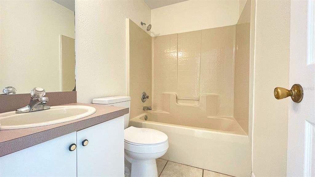 For Sale: $234,950 (3 beds, 2 baths, 1229 Square Feet)