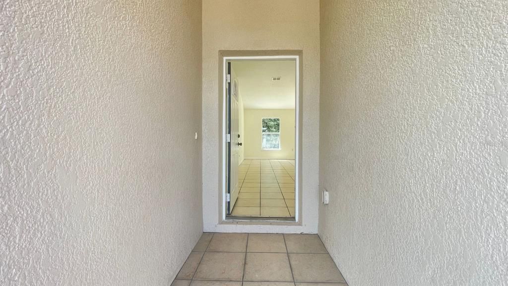 For Sale: $234,950 (3 beds, 2 baths, 1229 Square Feet)