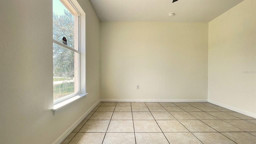 For Sale: $234,950 (3 beds, 2 baths, 1229 Square Feet)