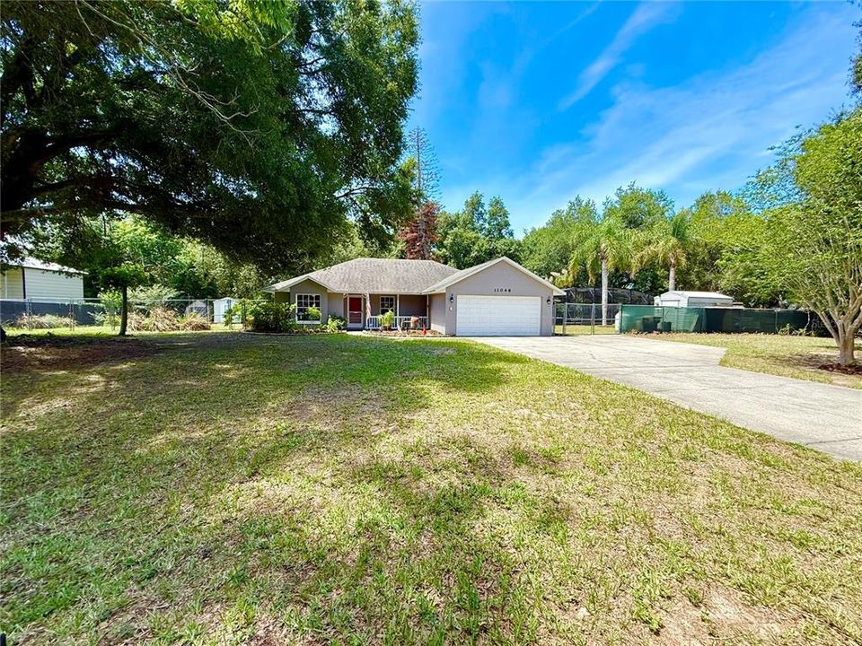 For Sale: $485,000 (3 beds, 2 baths, 1418 Square Feet)
