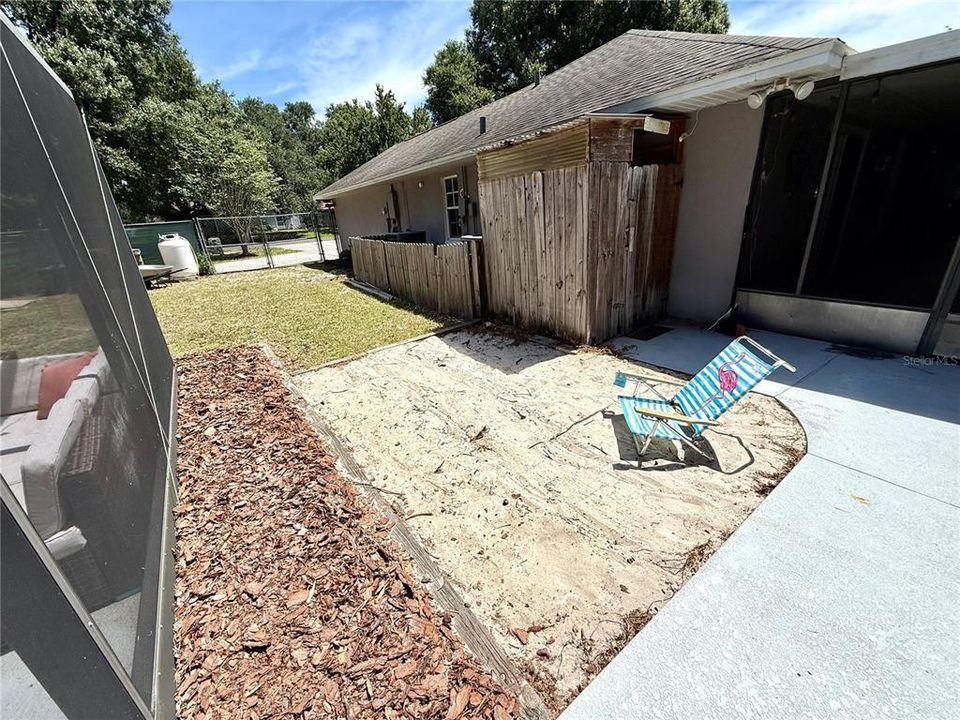 For Sale: $485,000 (3 beds, 2 baths, 1418 Square Feet)
