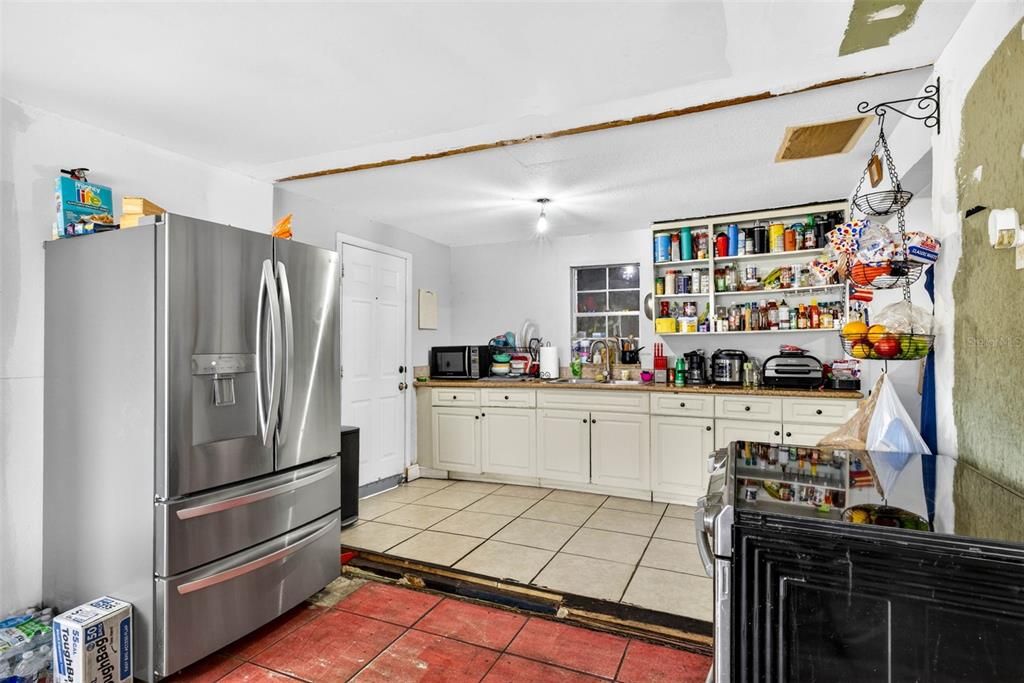 En Venta: $400,000 (3 camas, 2 baños, 1308 Pies cuadrados)