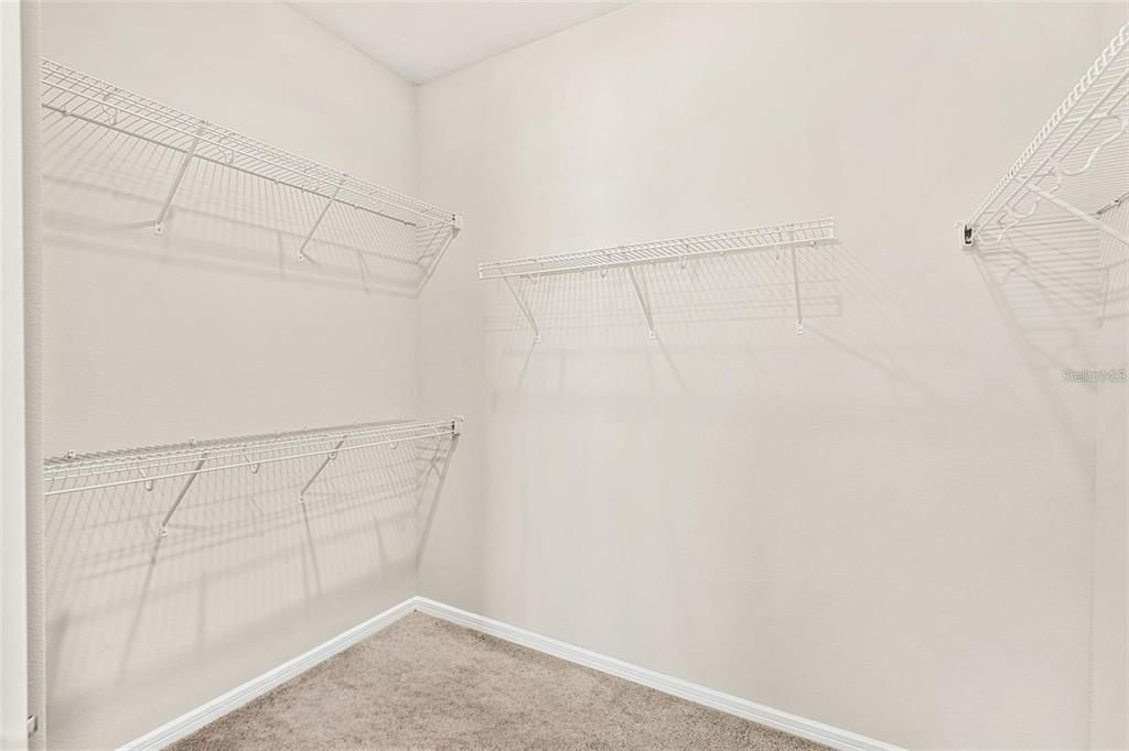 En Renta: $2,600 (3 camas, 2 baños, 2144 Pies cuadrados)
