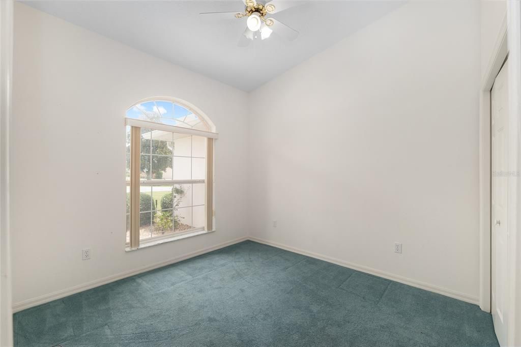 En Venta: $340,000 (4 camas, 2 baños, 2537 Pies cuadrados)