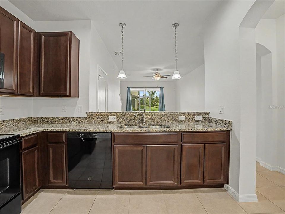 En Venta: $259,900 (3 camas, 2 baños, 1536 Pies cuadrados)
