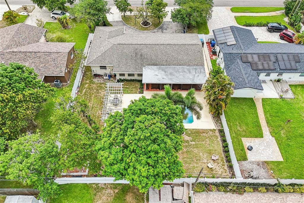 For Sale: $564,000 (4 beds, 2 baths, 2029 Square Feet)