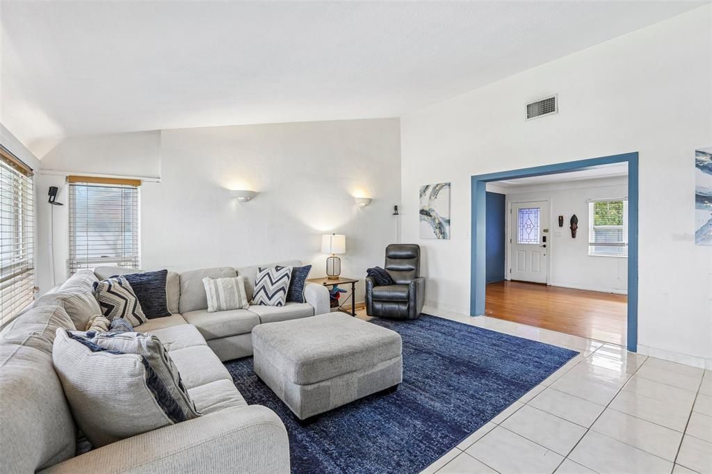 For Sale: $564,000 (4 beds, 2 baths, 2029 Square Feet)