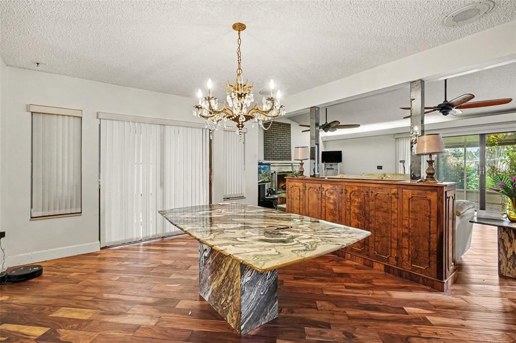 En Venta: $800,000 (3 camas, 3 baños, 4808 Pies cuadrados)
