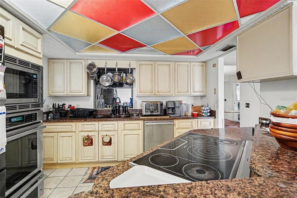 En Venta: $800,000 (3 camas, 3 baños, 4808 Pies cuadrados)
