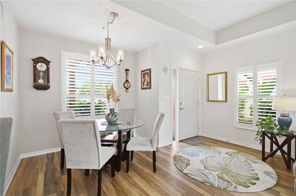 For Sale: $264,900 (2 beds, 2 baths, 1348 Square Feet)