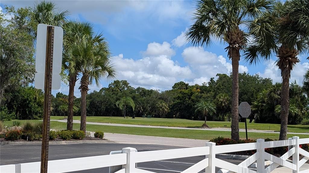 For Sale: $264,900 (2 beds, 2 baths, 1348 Square Feet)