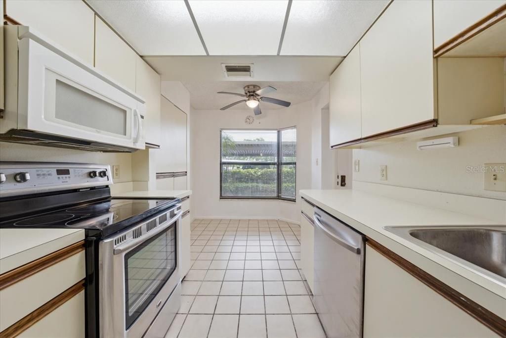 En Venta: $249,000 (2 camas, 2 baños, 1030 Pies cuadrados)