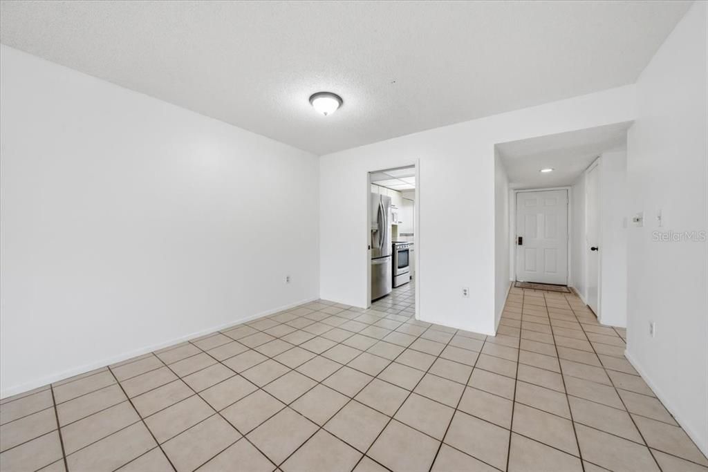 En Venta: $249,000 (2 camas, 2 baños, 1030 Pies cuadrados)