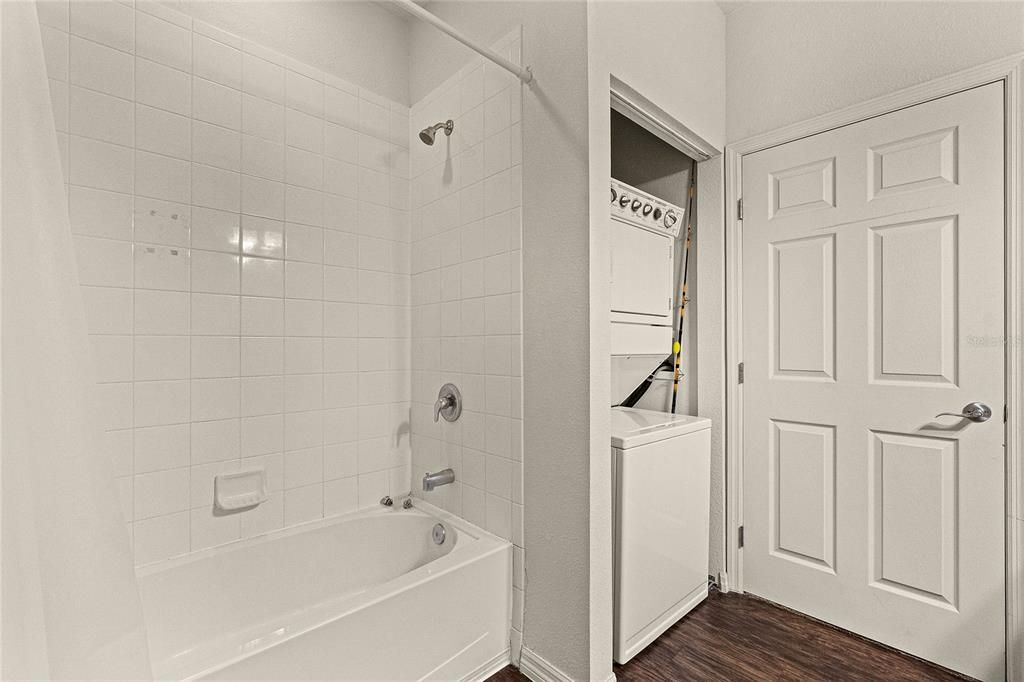 На продажу: $290,000 (3 спален, 2 ванн, 1300 Квадратных фут)
