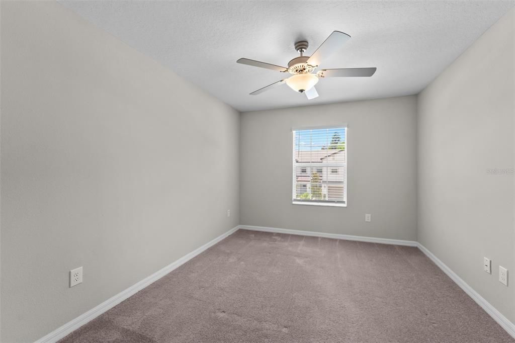 For Sale: $355,000 (2 beds, 2 baths, 1541 Square Feet)
