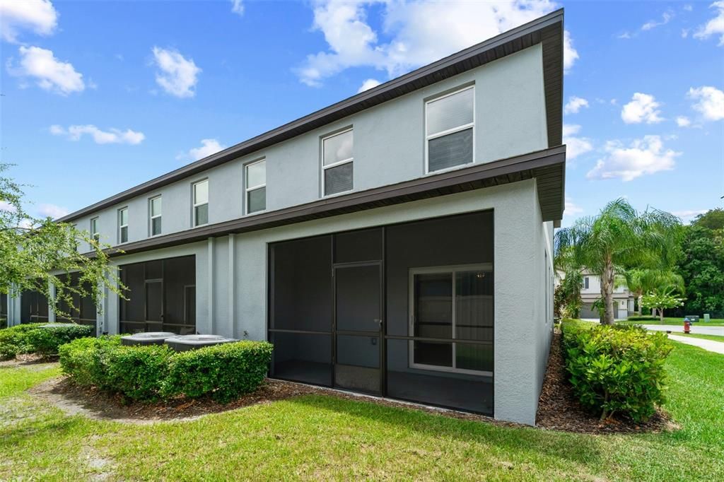 For Sale: $355,000 (2 beds, 2 baths, 1541 Square Feet)