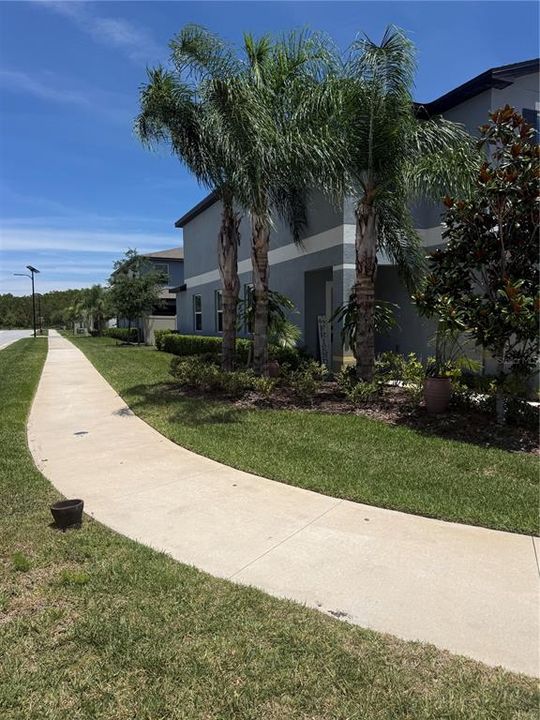 For Sale: $355,000 (2 beds, 2 baths, 1541 Square Feet)