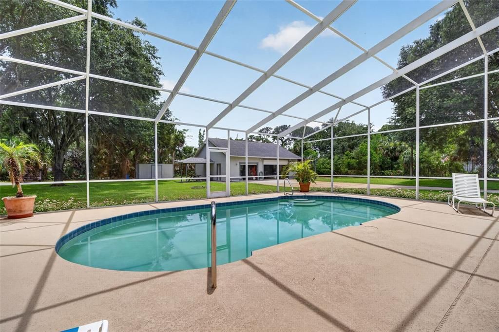 En Venta: $840,000 (3 camas, 3 baños, 3000 Pies cuadrados)