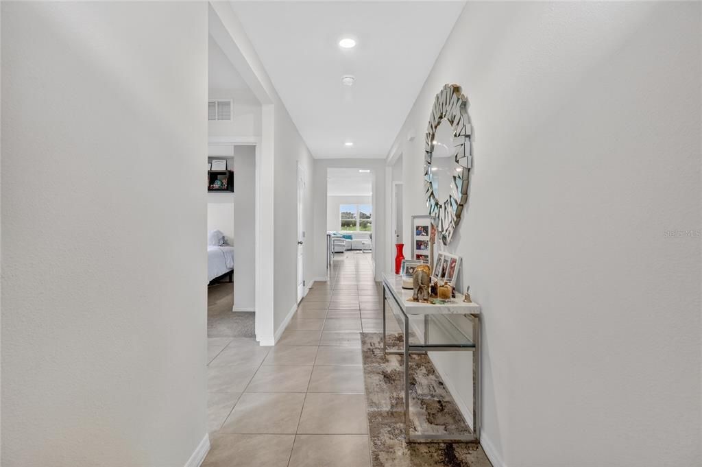 En Venta: $299,900 (4 camas, 2 baños, 1867 Pies cuadrados)