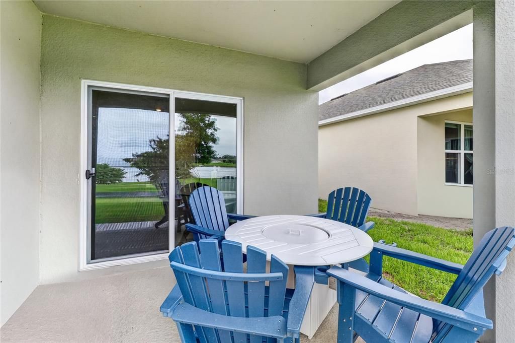 En Venta: $299,900 (4 camas, 2 baños, 1867 Pies cuadrados)