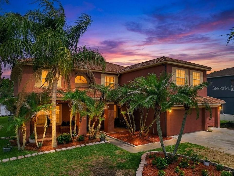 For Sale: $623,000 (5 beds, 3 baths, 3744 Square Feet)