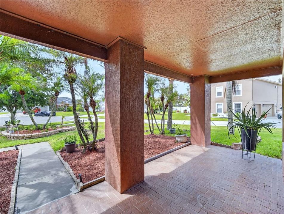 For Sale: $623,000 (5 beds, 3 baths, 3744 Square Feet)