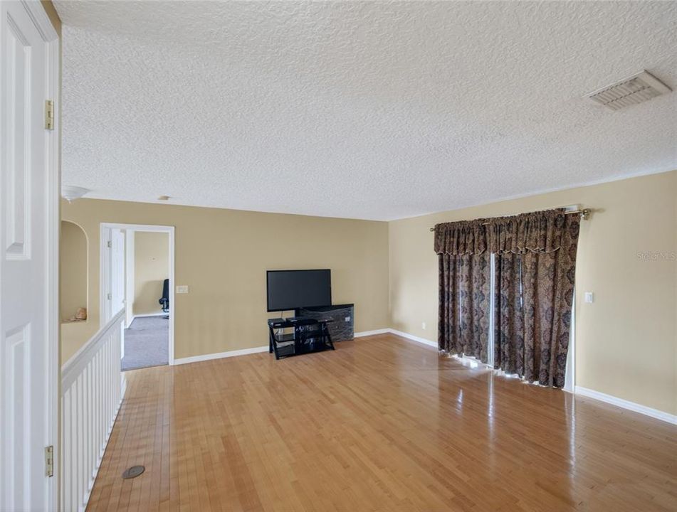 For Sale: $623,000 (5 beds, 3 baths, 3744 Square Feet)