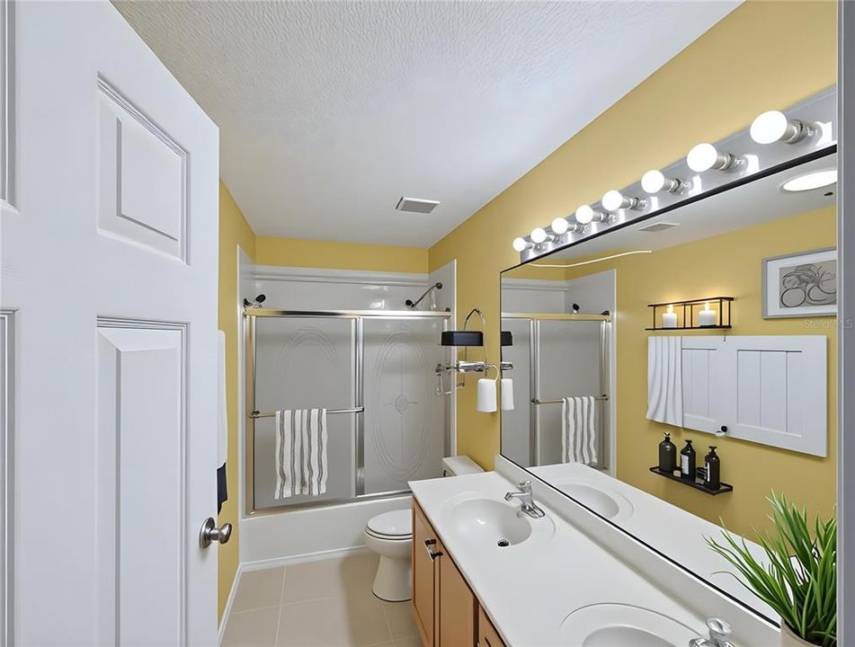 For Sale: $623,000 (5 beds, 3 baths, 3744 Square Feet)
