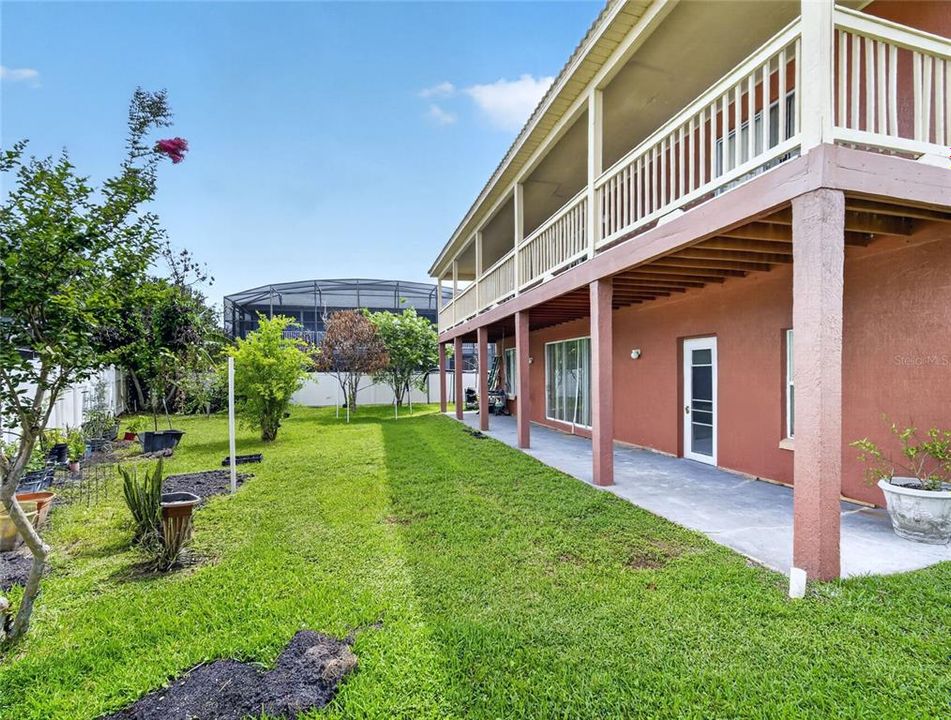 For Sale: $623,000 (5 beds, 3 baths, 3744 Square Feet)