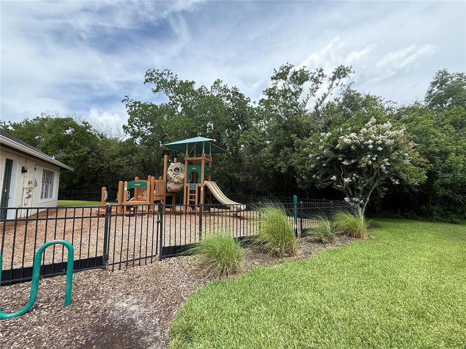 For Sale: $623,000 (5 beds, 3 baths, 3744 Square Feet)