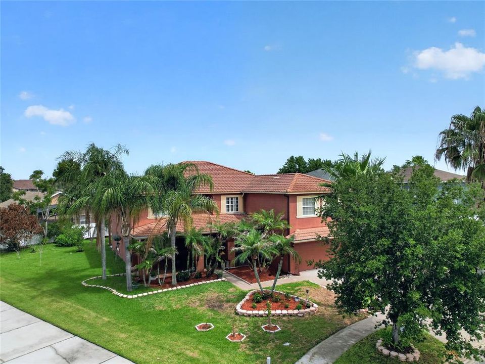 For Sale: $623,000 (5 beds, 3 baths, 3744 Square Feet)