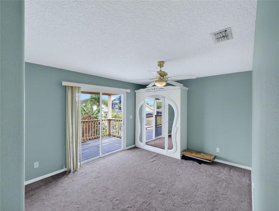 For Sale: $623,000 (5 beds, 3 baths, 3744 Square Feet)