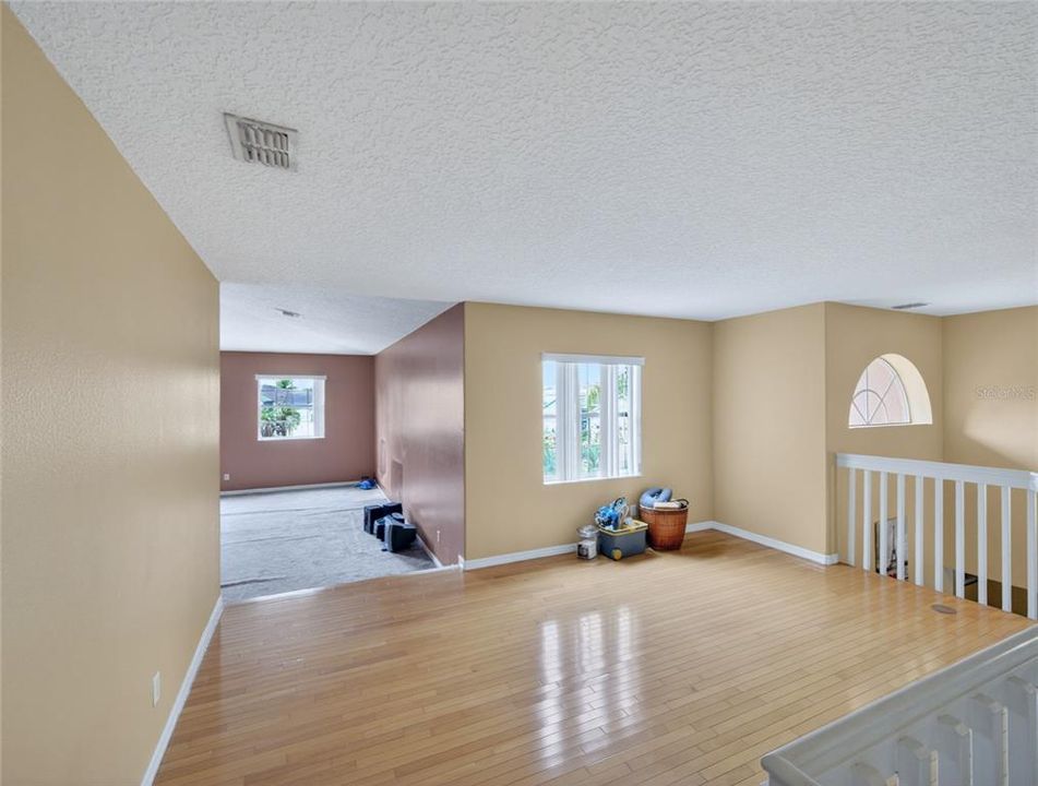 For Sale: $623,000 (5 beds, 3 baths, 3744 Square Feet)