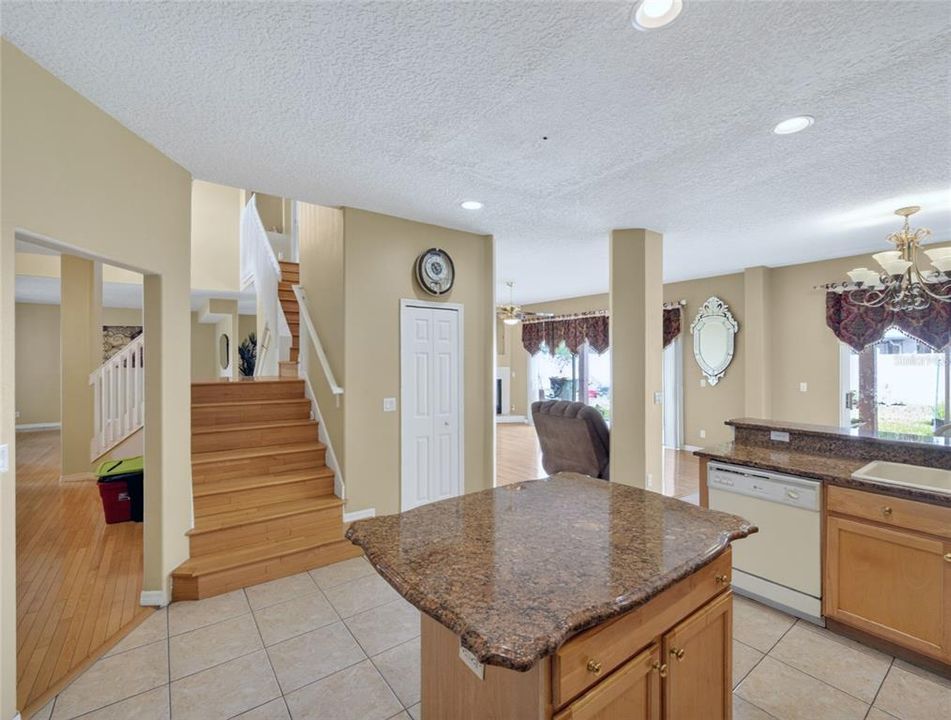 For Sale: $623,000 (5 beds, 3 baths, 3744 Square Feet)