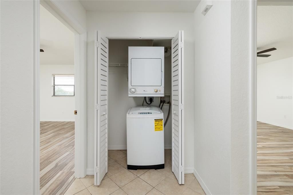 En Venta: $250,000 (2 camas, 2 baños, 1114 Pies cuadrados)